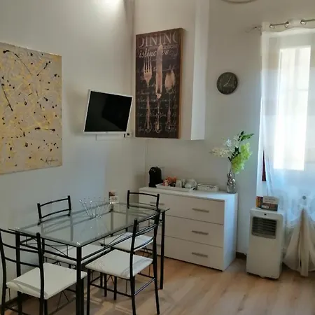 Castle View Lodge Intero Appartamento Verona Centro Storico Exterior photo